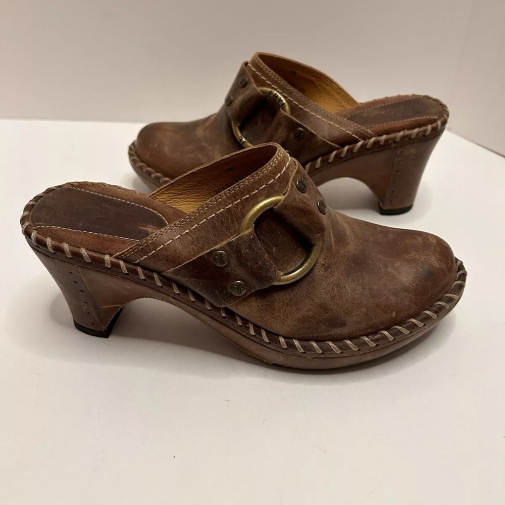 Vintage Frye Charlotte ring leather mules clogs 7